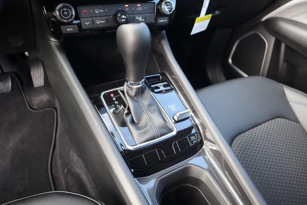 new 2025 Jeep Compass car, priced at $27,719
