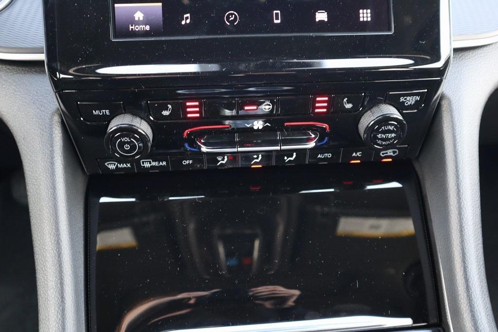 new 2025 Jeep Grand Cherokee L car, priced at $39,713