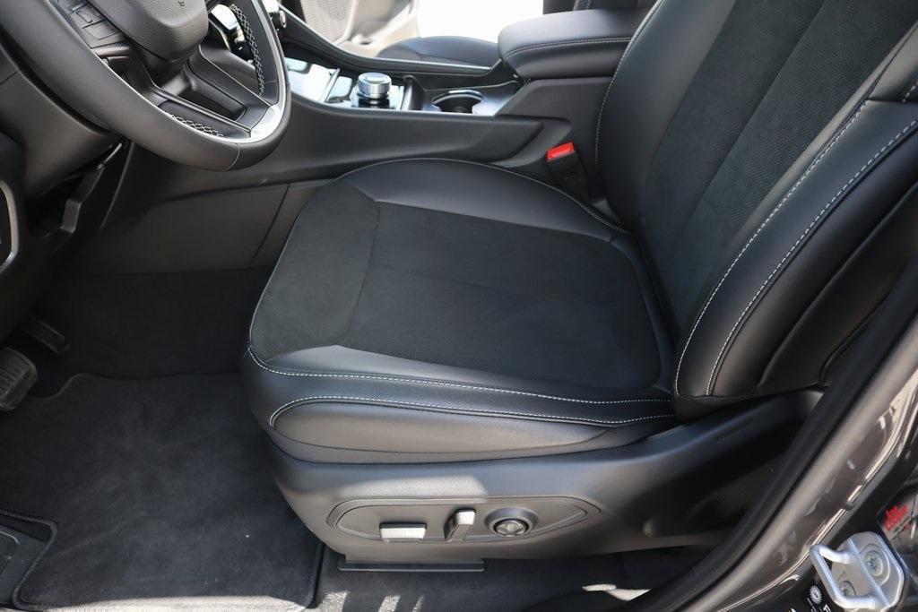 new 2025 Jeep Grand Cherokee L car, priced at $39,713