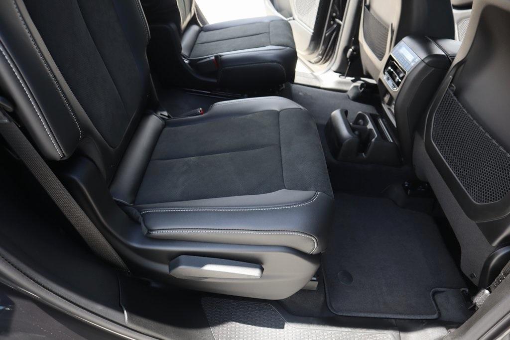 new 2025 Jeep Grand Cherokee L car, priced at $39,713