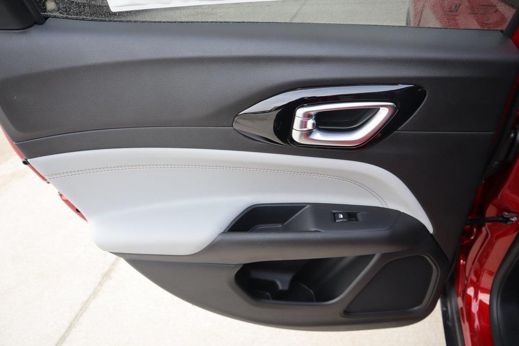 new 2025 Jeep Compass car, priced at $26,721