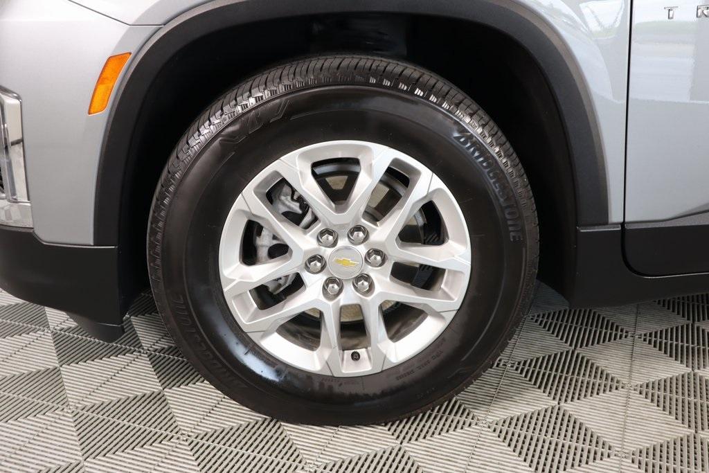 used 2023 Chevrolet Traverse car, priced at $27,759
