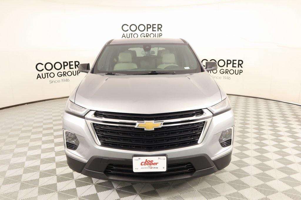 used 2023 Chevrolet Traverse car, priced at $27,759