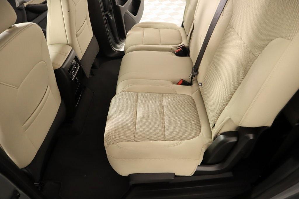 used 2023 Chevrolet Traverse car, priced at $27,759