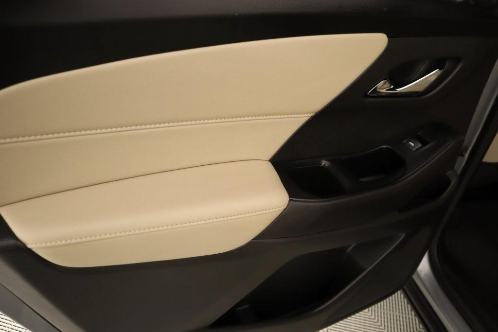 used 2023 Chevrolet Traverse car, priced at $27,759