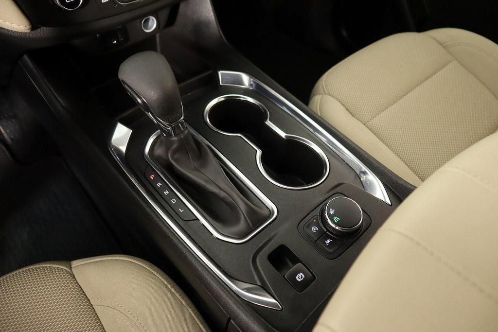 used 2023 Chevrolet Traverse car, priced at $27,759