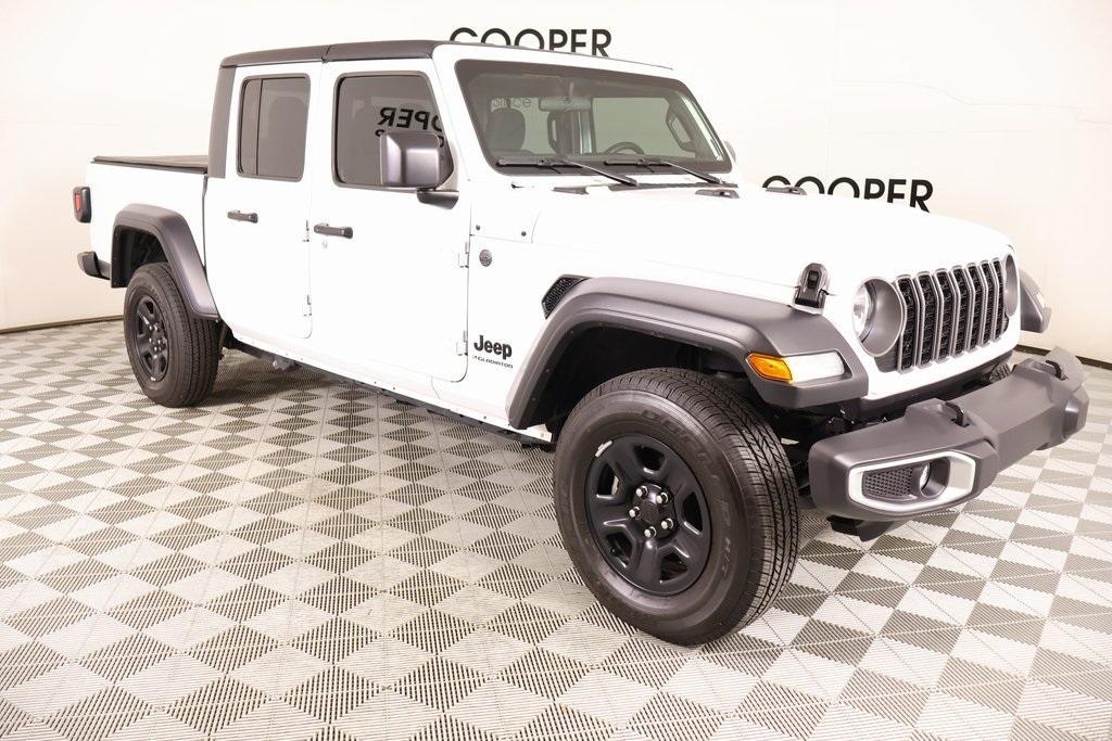 used 2024 Jeep Gladiator car, priced at $37,559