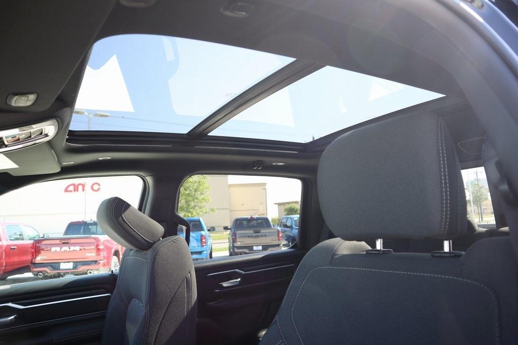 new 2025 Ram 1500 car, priced at $50,461