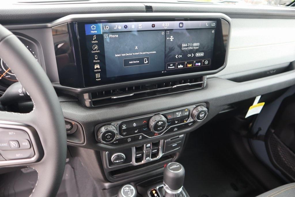 new 2025 Jeep Gladiator car, priced at $38,516