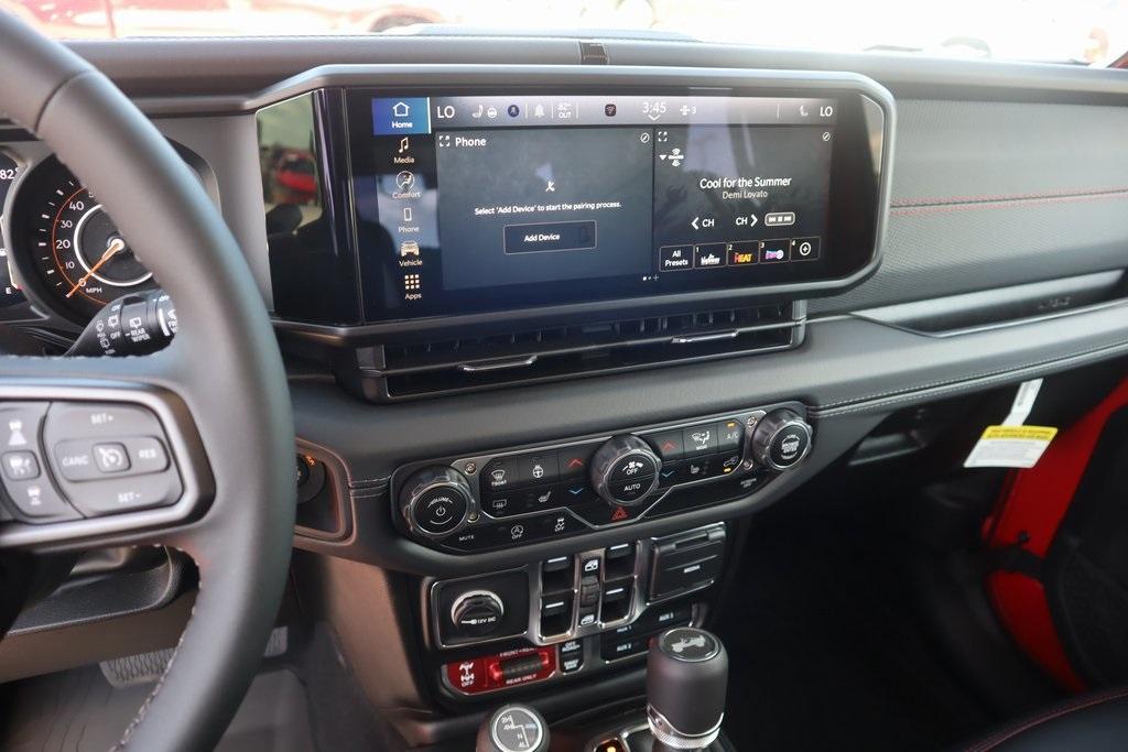 new 2025 Jeep Wrangler car, priced at $57,798