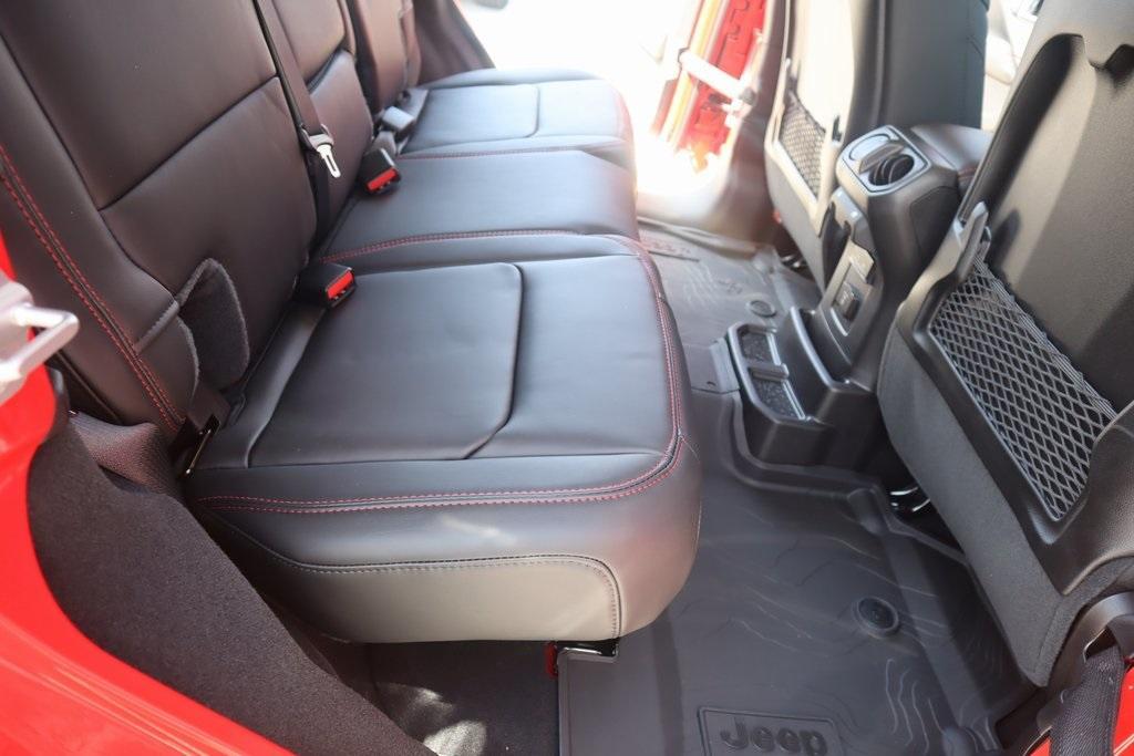 new 2025 Jeep Wrangler car, priced at $57,798