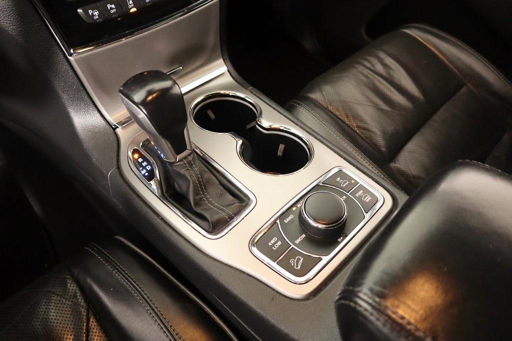 used 2020 Jeep Grand Cherokee car, priced at $27,209