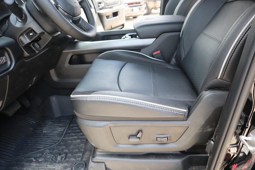new 2025 Ram 2500 car, priced at $77,218
