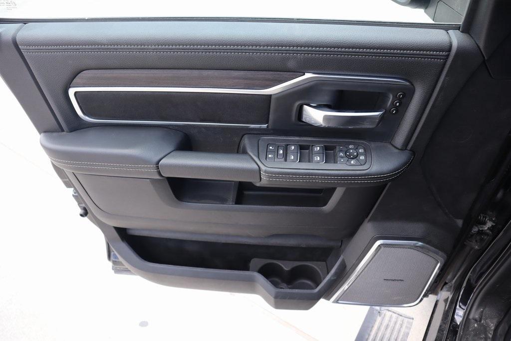 new 2025 Ram 2500 car, priced at $77,218