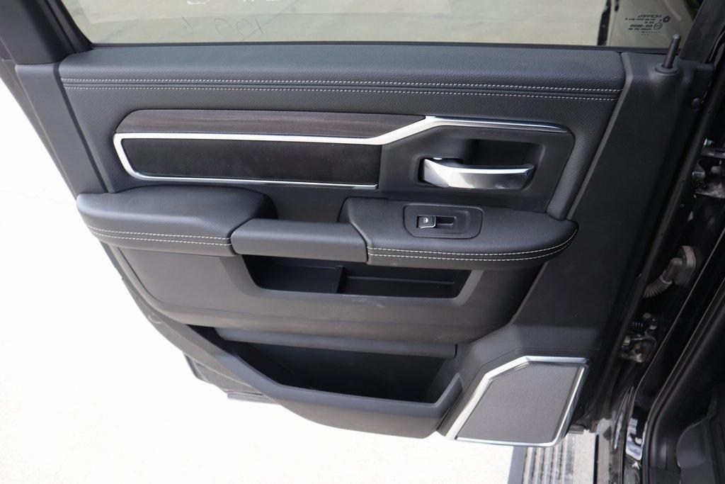 new 2025 Ram 2500 car, priced at $77,218