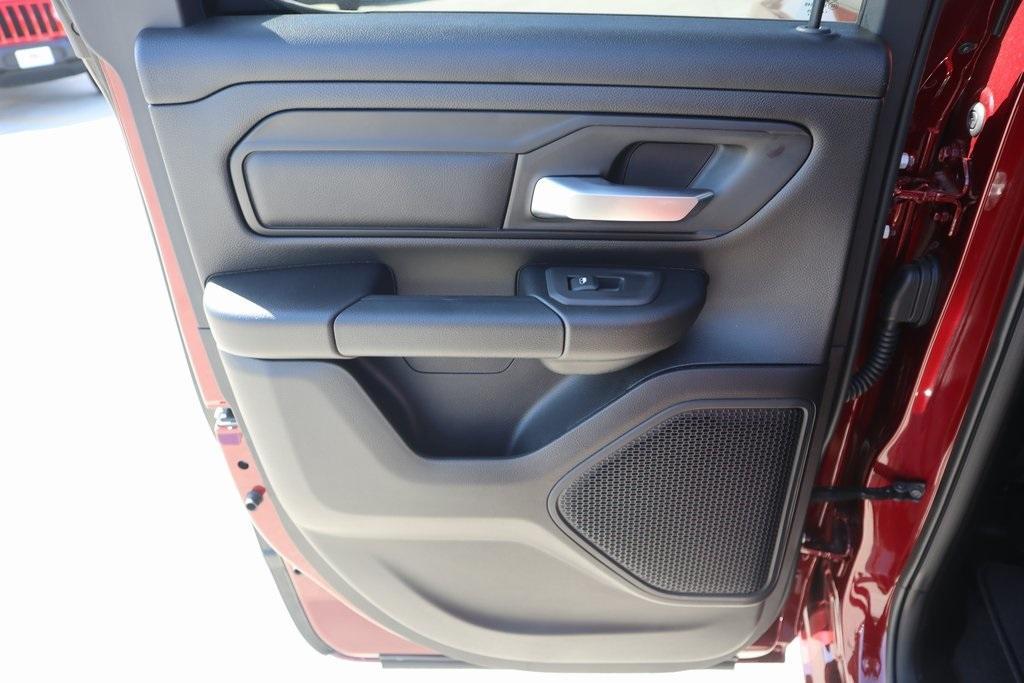new 2025 Ram 1500 car, priced at $36,986