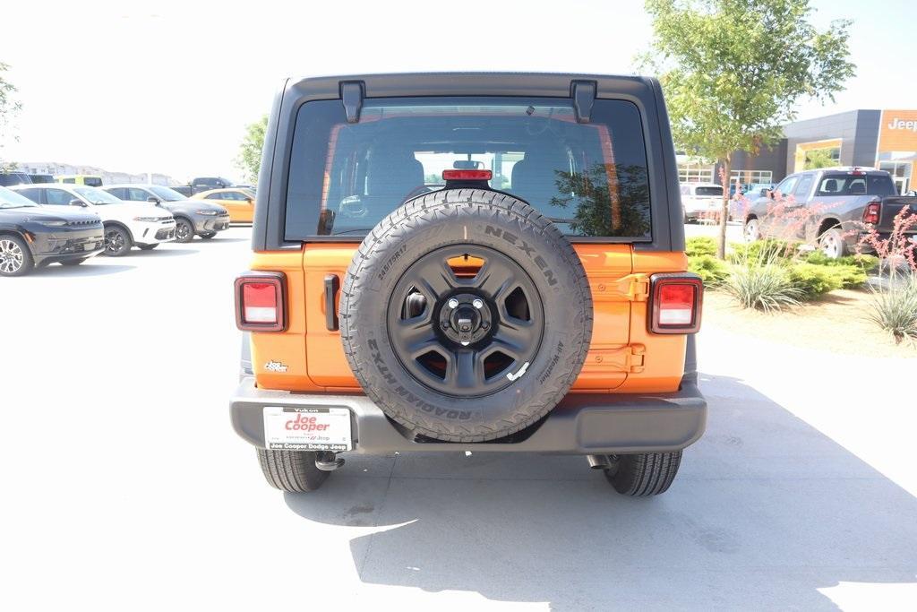 new 2025 Jeep Wrangler car, priced at $37,922