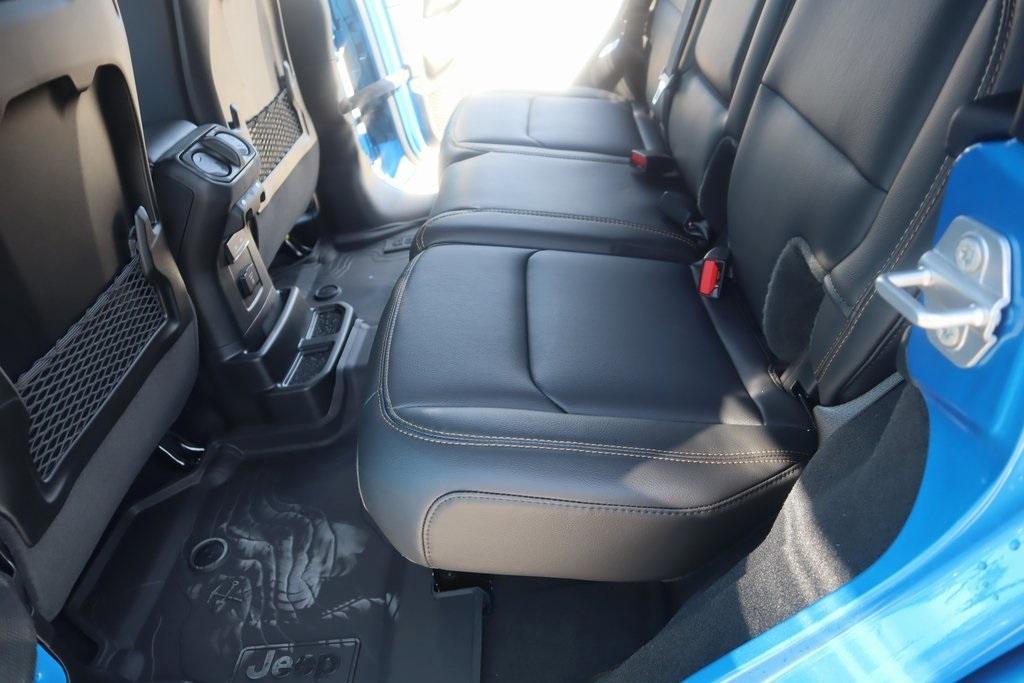 new 2025 Jeep Wrangler car, priced at $49,590