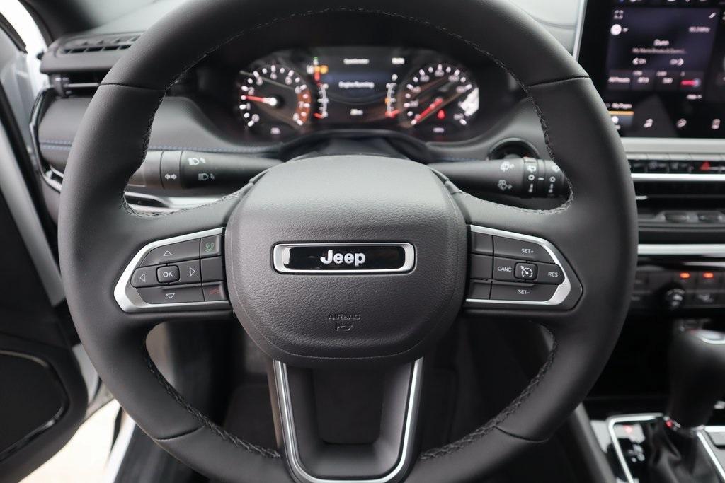 new 2026 Jeep Compass car, priced at $32,090