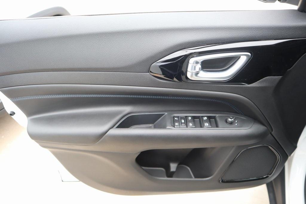 new 2026 Jeep Compass car, priced at $32,090
