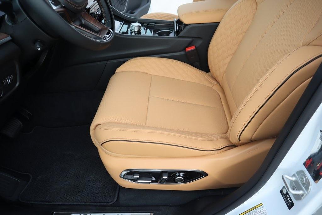 new 2025 Jeep Grand Cherokee L car, priced at $61,114