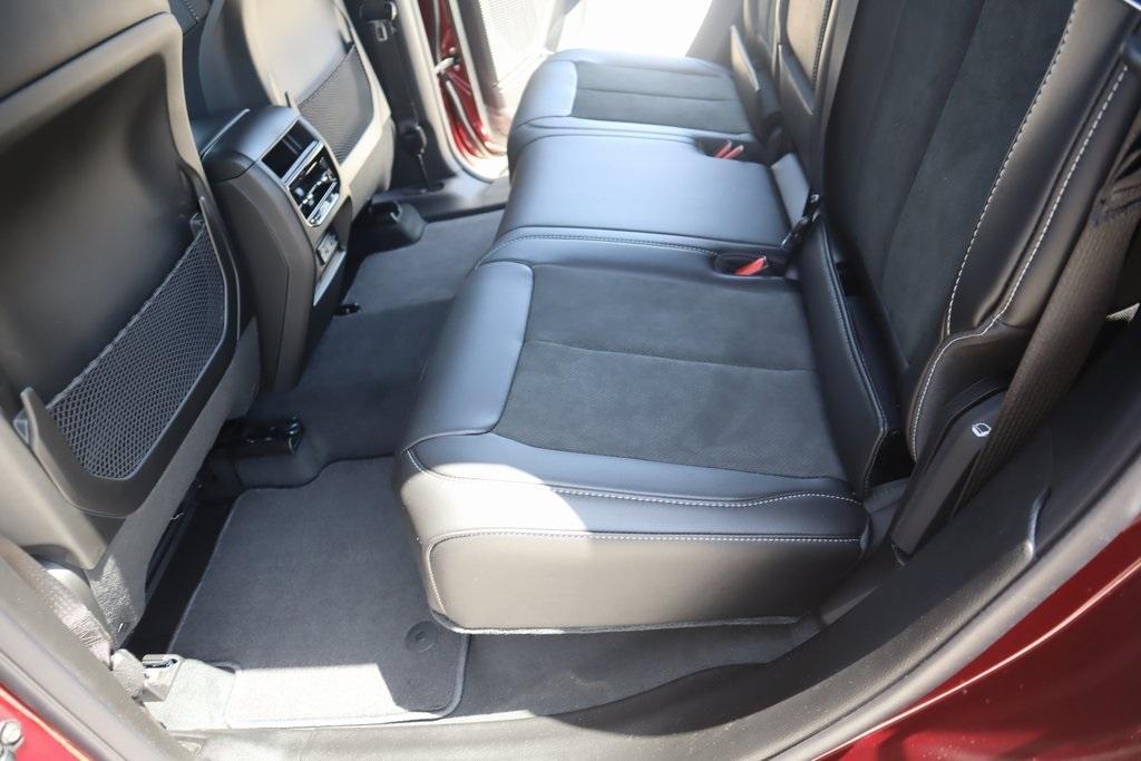 new 2025 Jeep Grand Cherokee car, priced at $37,371