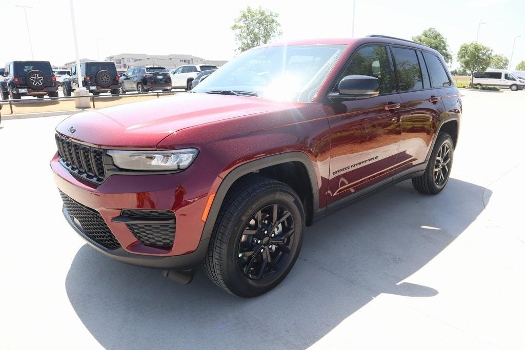 new 2025 Jeep Grand Cherokee car, priced at $37,371