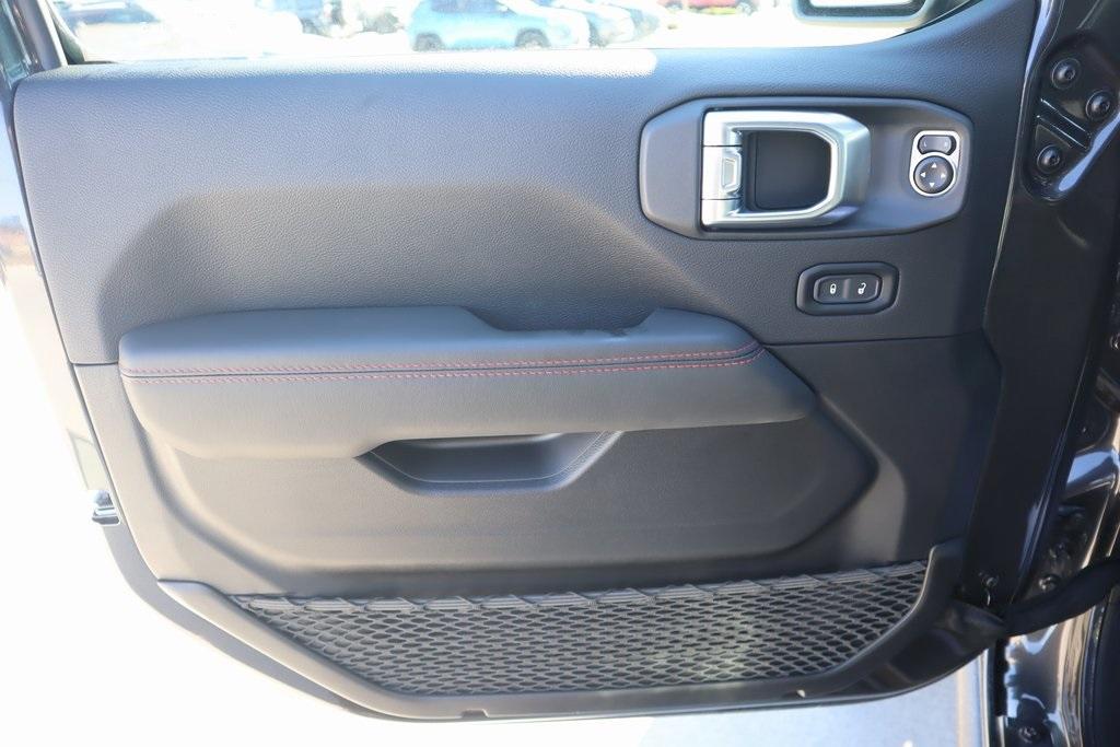 new 2025 Jeep Wrangler car, priced at $62,622