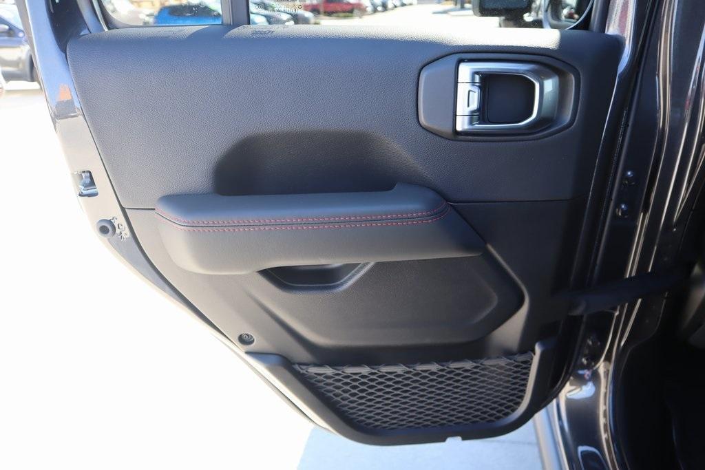 new 2025 Jeep Wrangler car, priced at $62,622