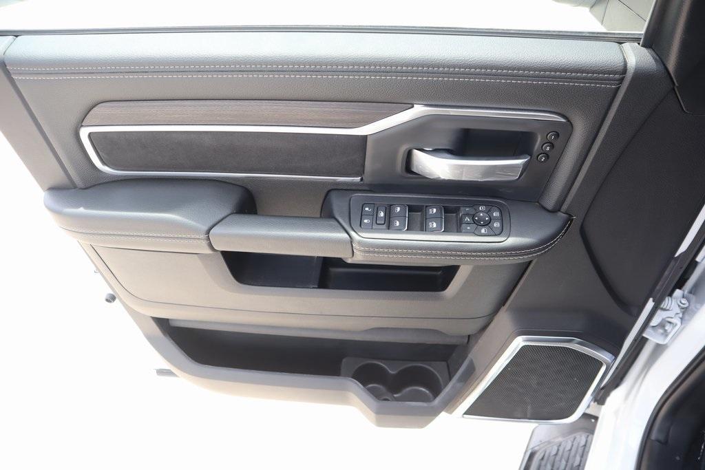 new 2025 Ram 2500 car, priced at $75,998