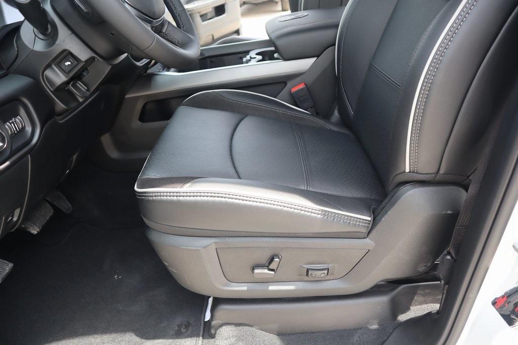 new 2025 Ram 2500 car, priced at $75,998