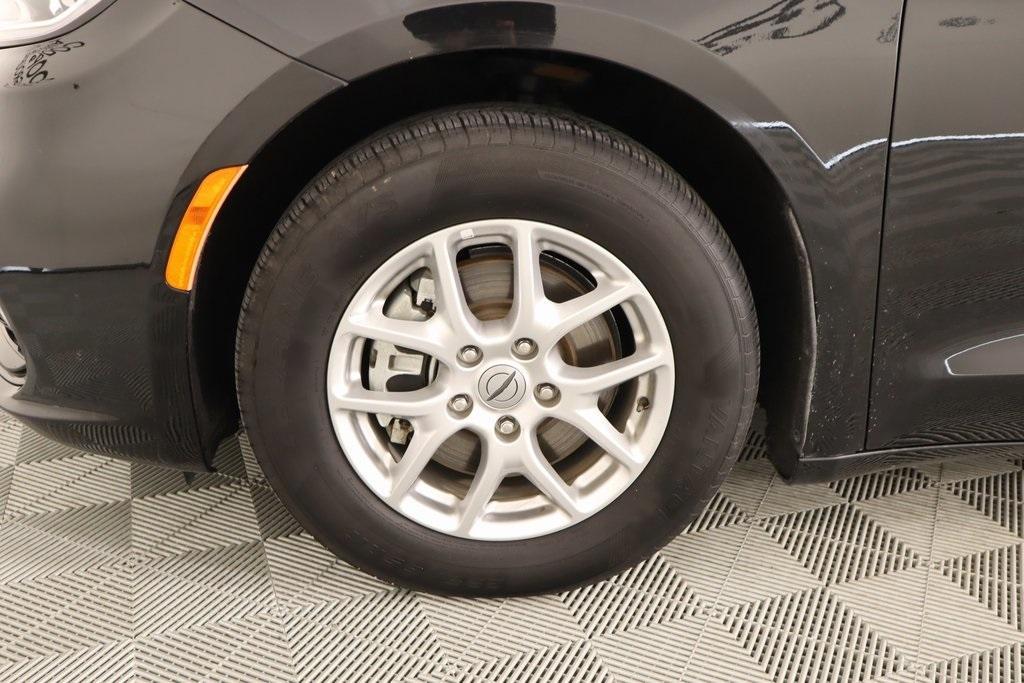 used 2023 Chrysler Pacifica car, priced at $25,438
