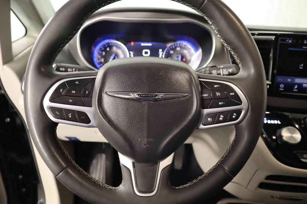 used 2023 Chrysler Pacifica car, priced at $25,438