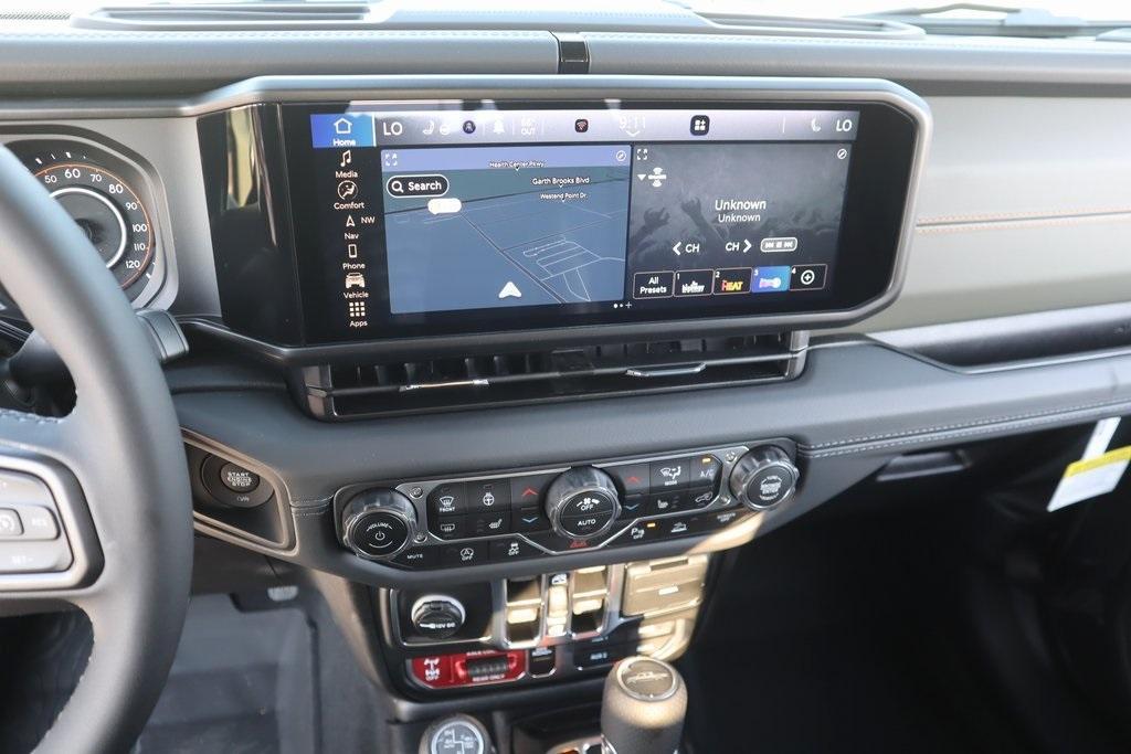 new 2025 Jeep Gladiator car, priced at $54,838