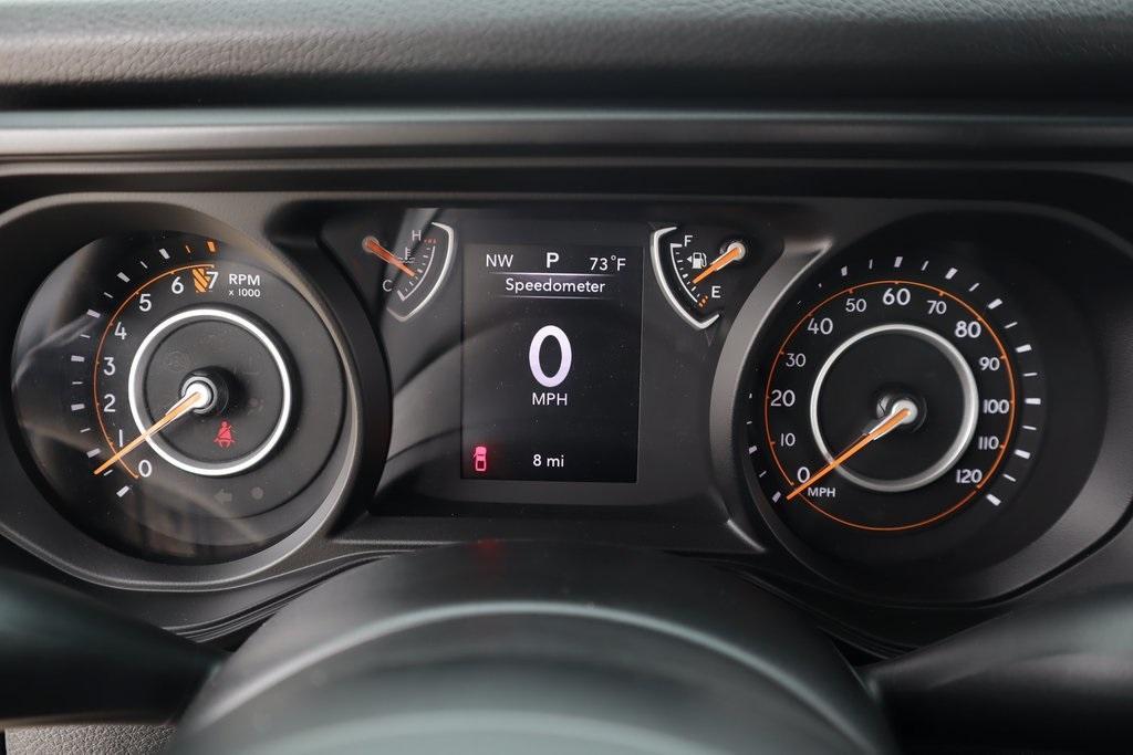 new 2025 Jeep Gladiator car, priced at $37,499