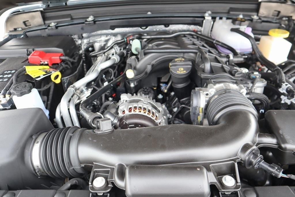 new 2025 Jeep Gladiator car, priced at $37,499