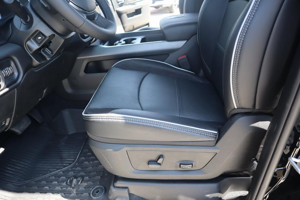 new 2025 Ram 2500 car, priced at $86,045