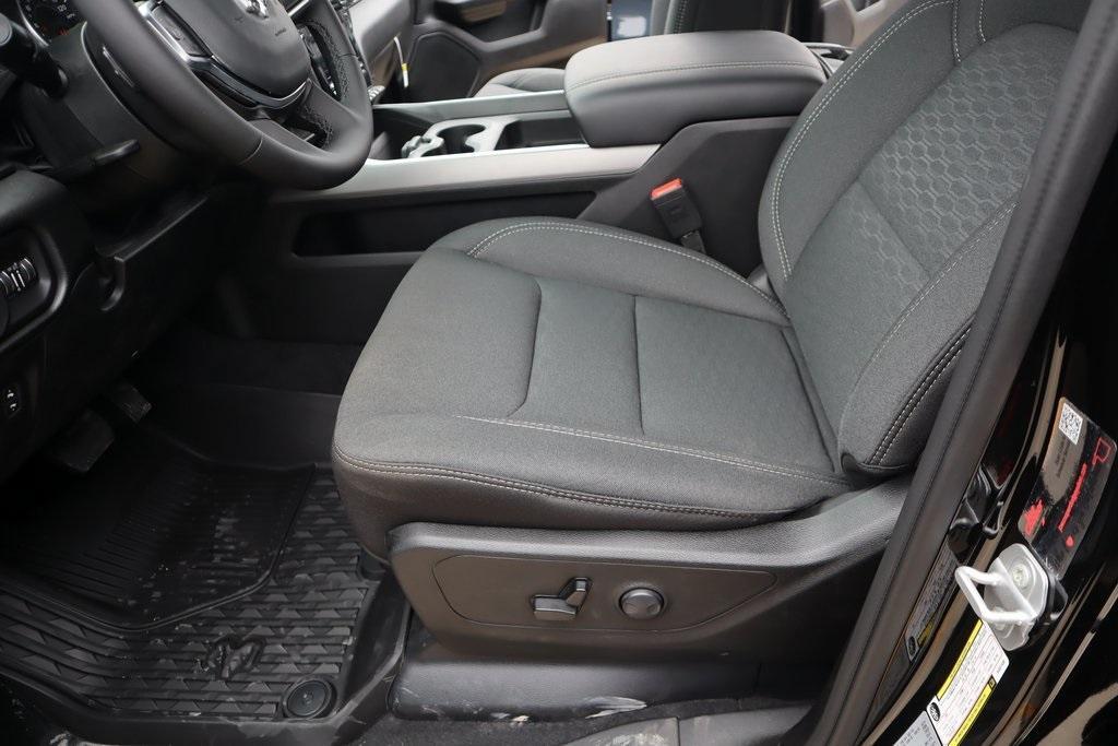 new 2025 Ram 1500 car, priced at $50,727