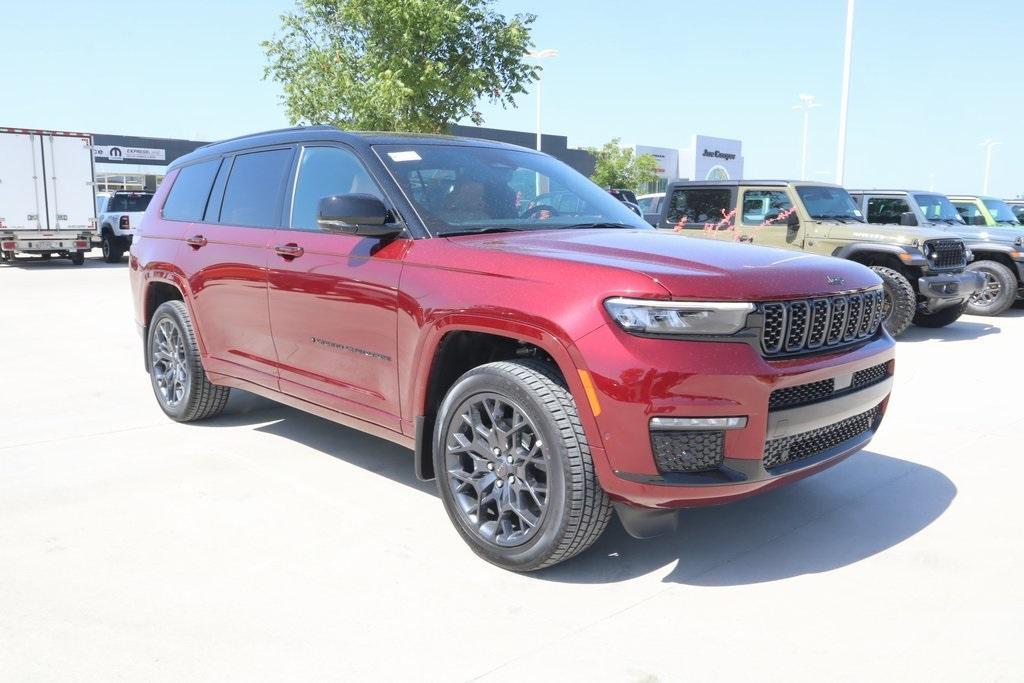 new 2025 Jeep Grand Cherokee L car, priced at $58,510