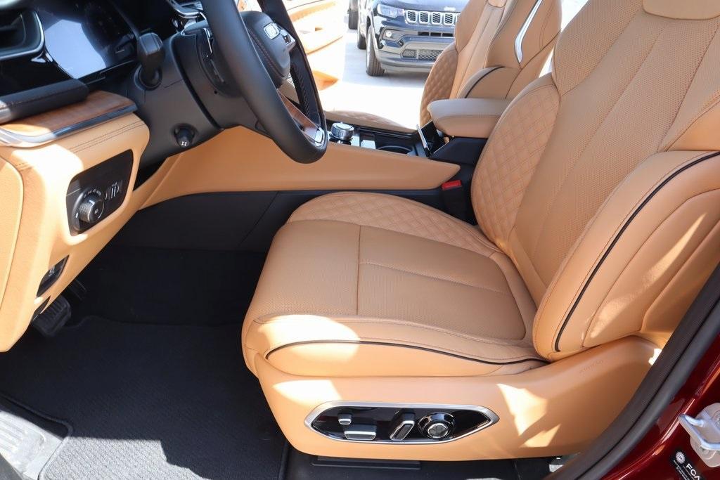 new 2025 Jeep Grand Cherokee L car, priced at $57,910