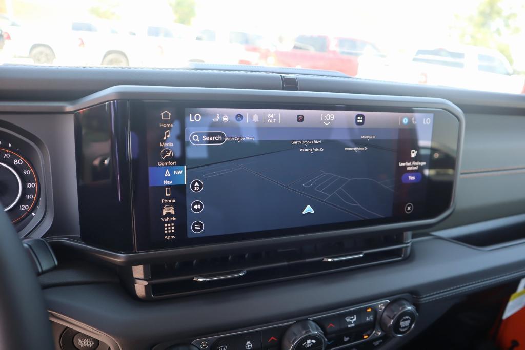 new 2025 Jeep Gladiator car, priced at $57,224