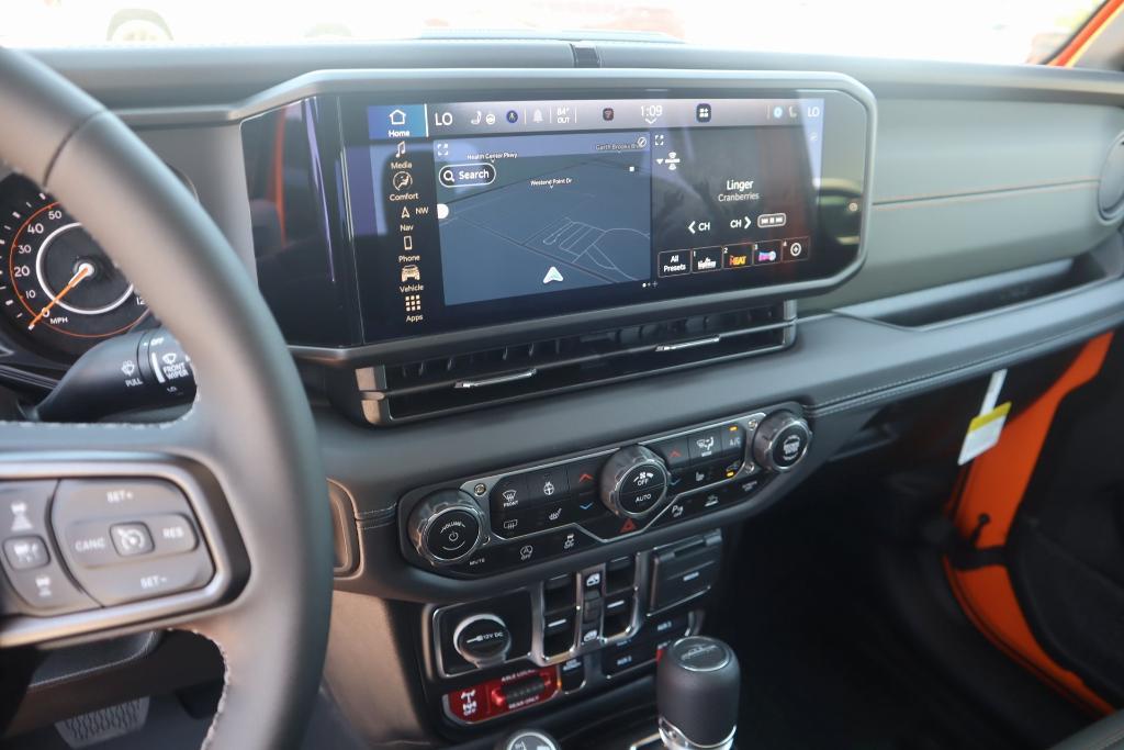 new 2025 Jeep Gladiator car, priced at $57,224