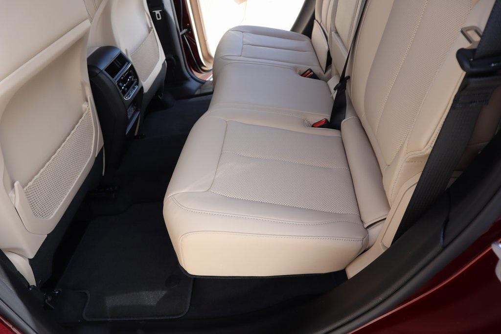 new 2025 Jeep Grand Cherokee car, priced at $48,251