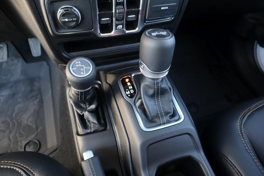 new 2025 Jeep Wrangler car, priced at $48,405