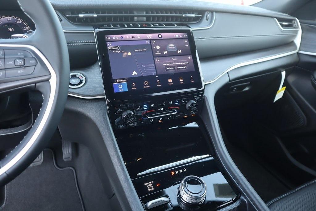 new 2025 Jeep Grand Cherokee L car, priced at $45,698