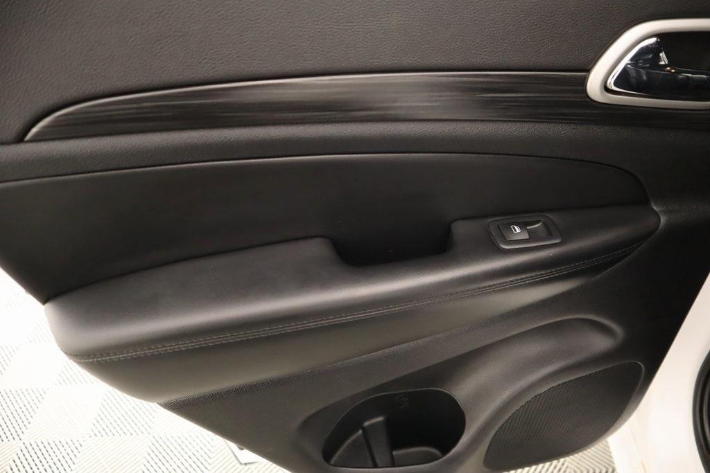 used 2022 Jeep Grand Cherokee WK car, priced at $29,090