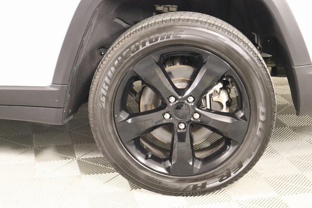 used 2024 Jeep Grand Cherokee L car, priced at $37,219