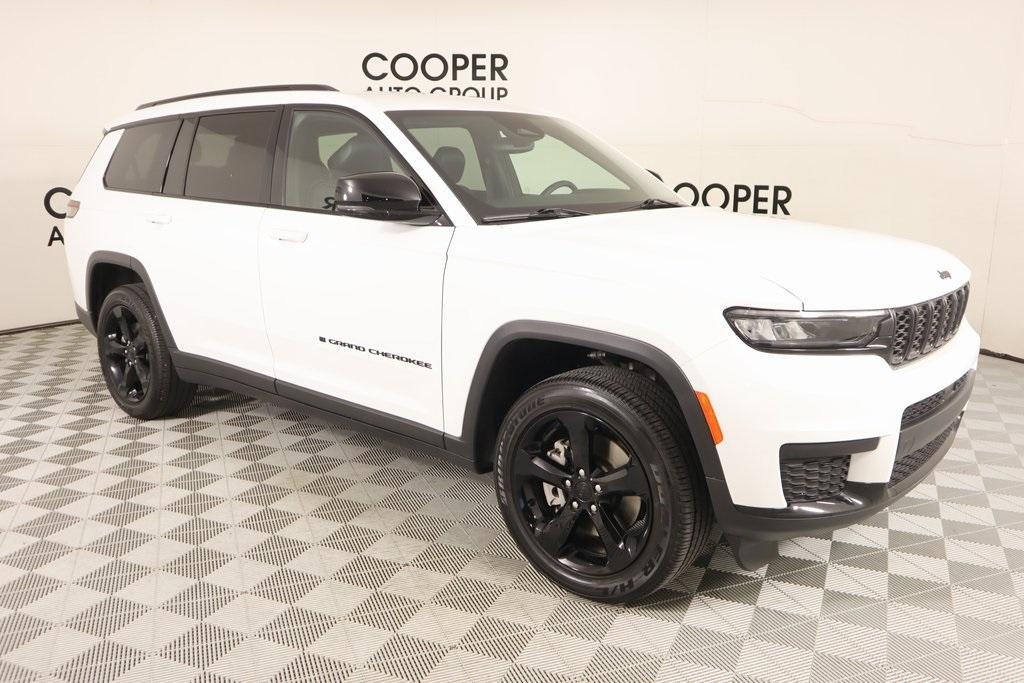 used 2024 Jeep Grand Cherokee L car, priced at $37,219