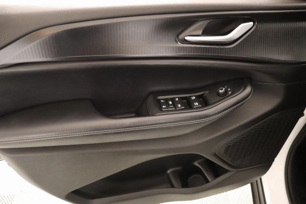 used 2024 Jeep Grand Cherokee L car, priced at $37,219