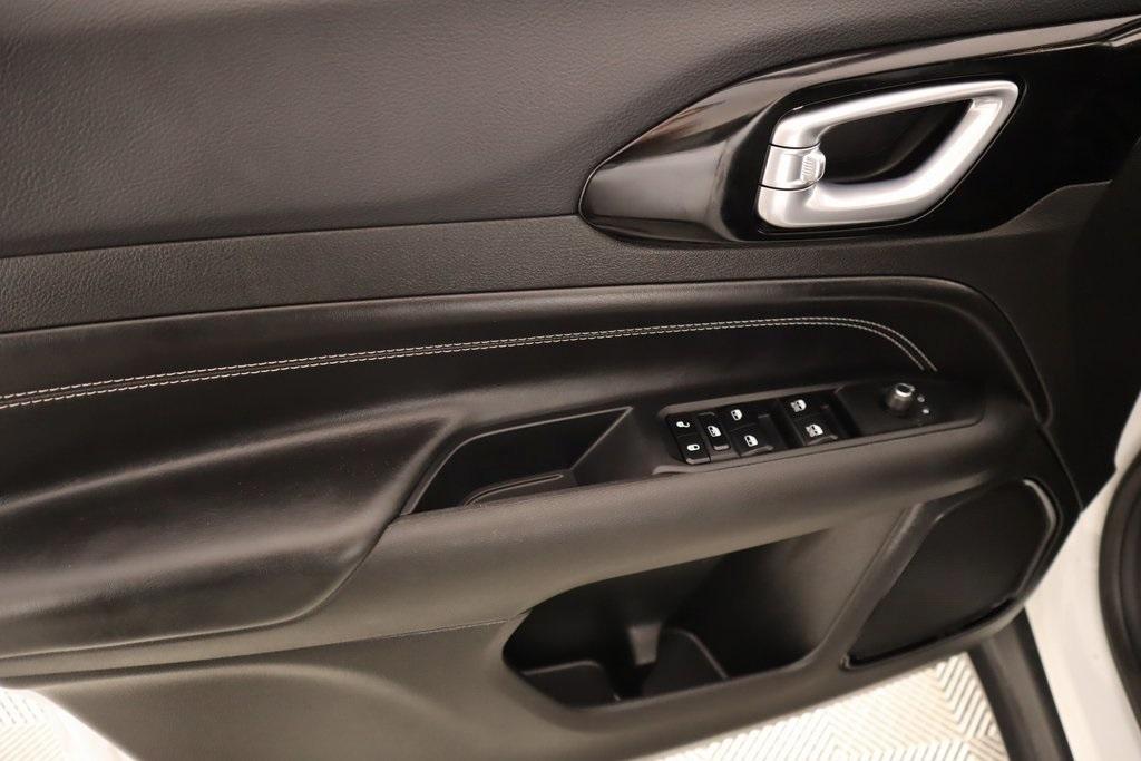 used 2024 Jeep Compass car, priced at $25,559